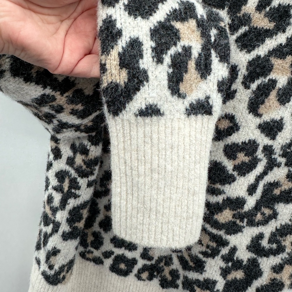 Loft animal print cowl neck super soft woman’s Cottagecore sweater. SMALL - Picture 8 of 11